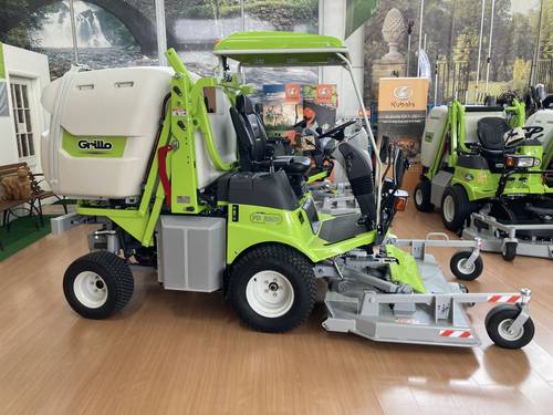 TRATTORINO FRONTALE GRILLO FD 2200 CON PIATTO DA 155 CM - USATO per uso dimostrativo