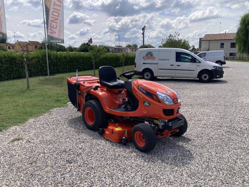 TRATTORINO TAGLIAERBA KUBOTA GR 2120 - USATO
