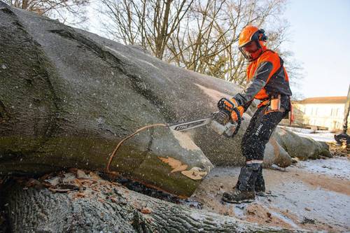 MOTOSEGA A SCOPPIO STIHL MS 661 C-M - spranga 63 cm